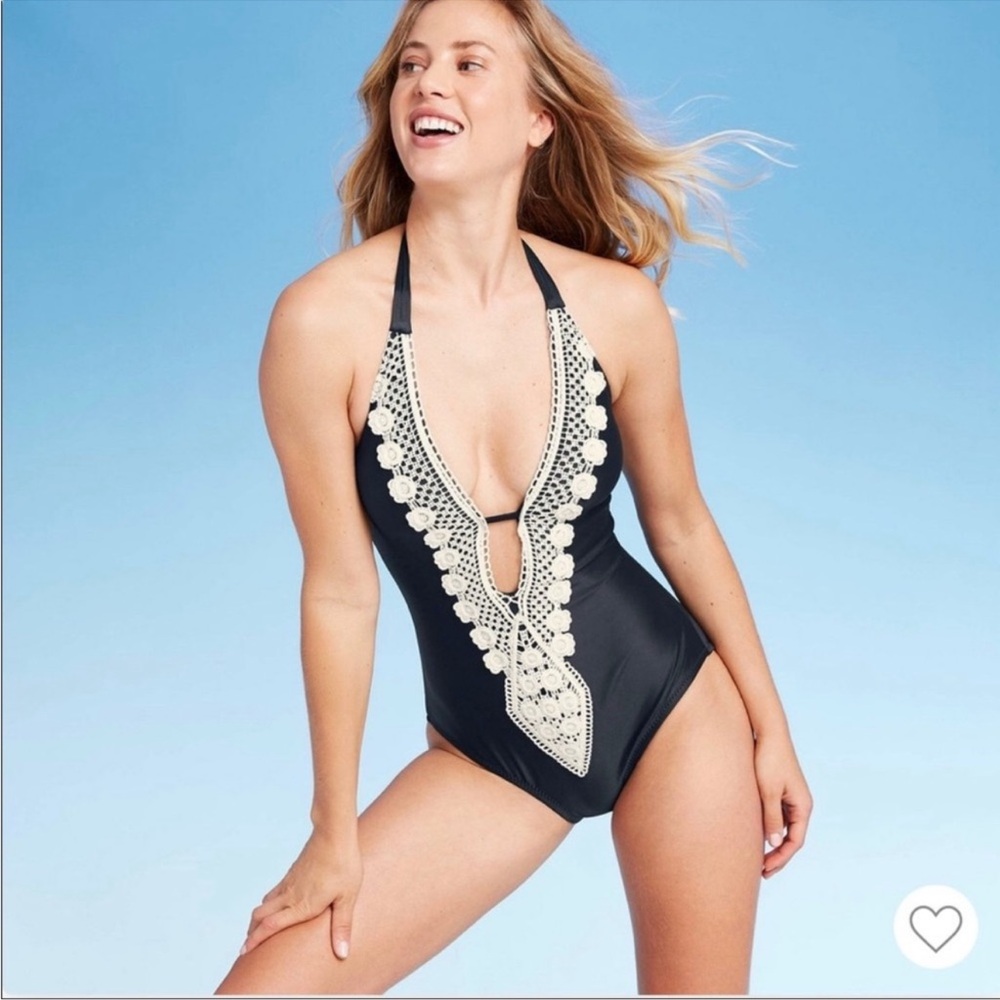 EUC  Kona Sol black Crochet Trim Plung swim suit large